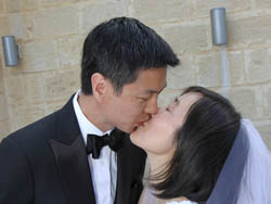 Sylvia and Brad - First kiss as Newly Weds